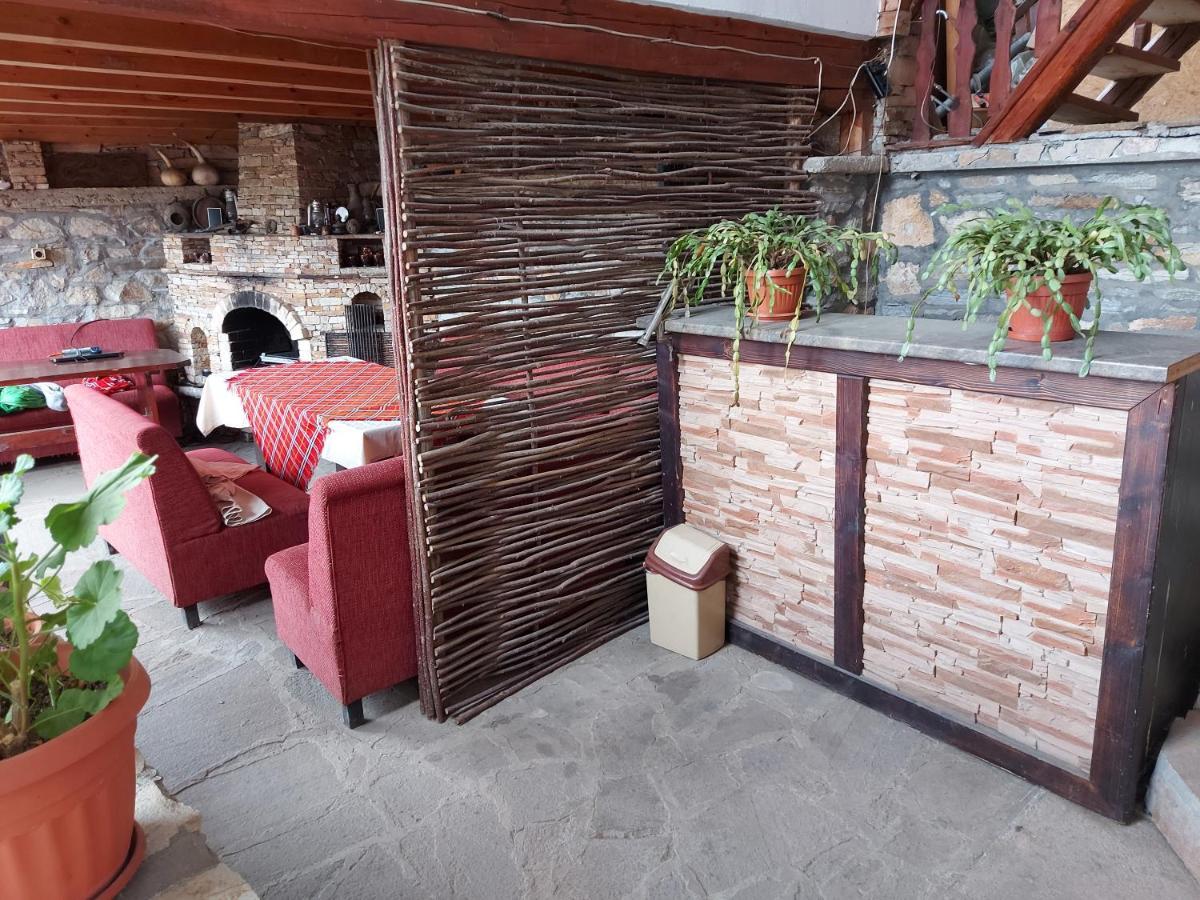 Sharkov Guest House Dolen  ภายนอก รูปภาพ