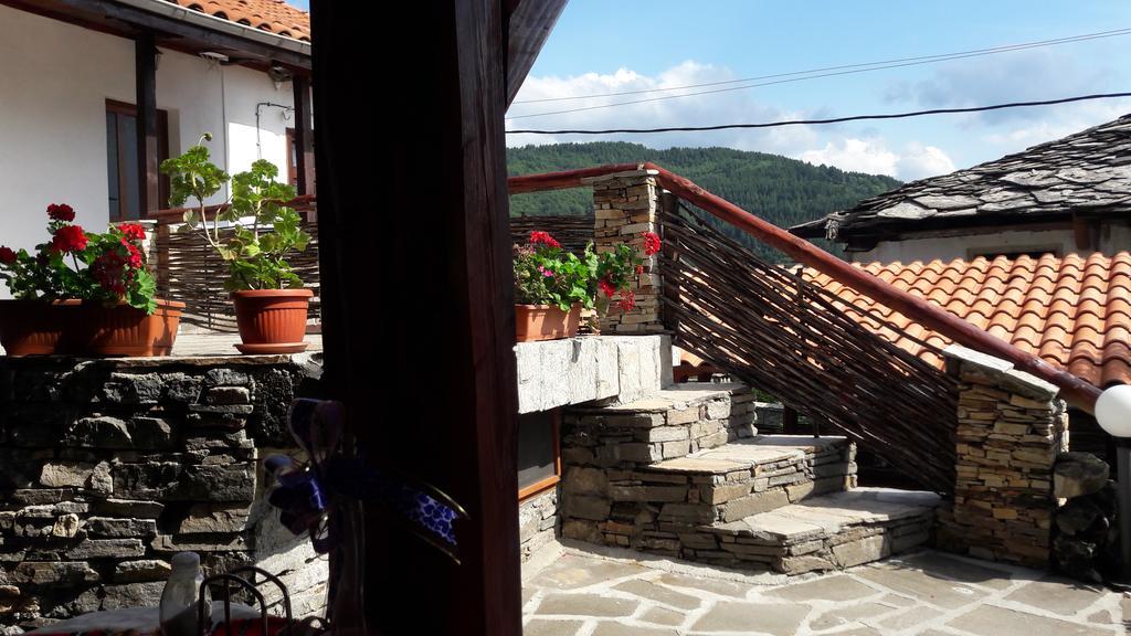 Sharkov Guest House Dolen  ภายนอก รูปภาพ