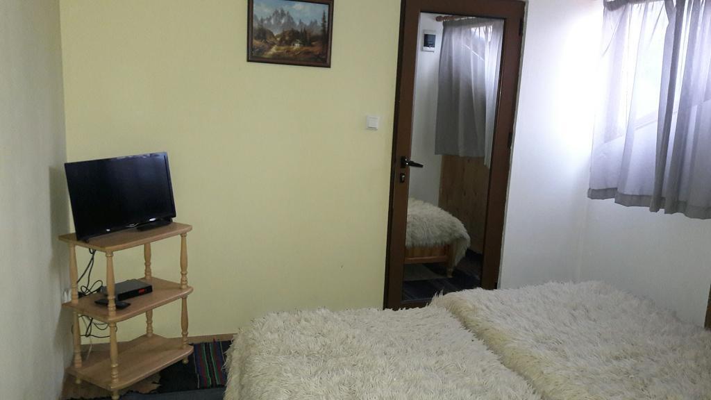 Sharkov Guest House Dolen  ภายนอก รูปภาพ