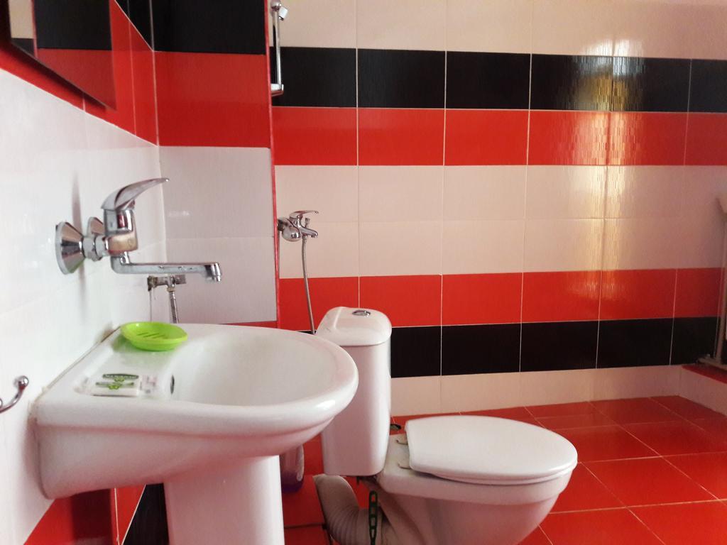 Sharkov Guest House Dolen  ภายนอก รูปภาพ