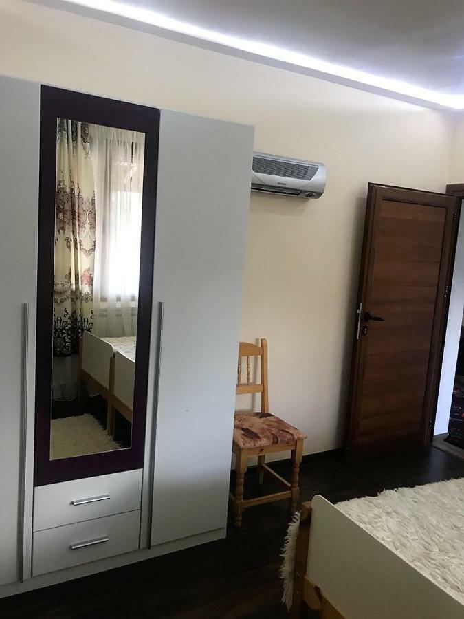 Sharkov Guest House Dolen  ภายนอก รูปภาพ